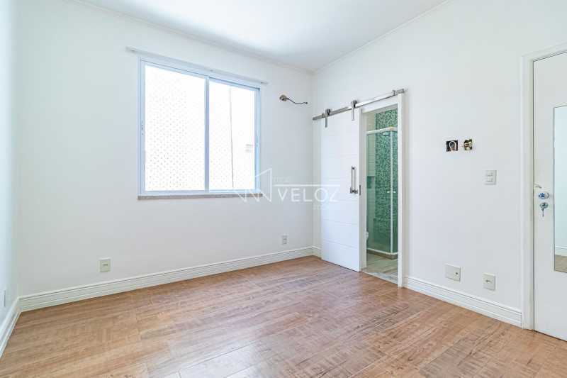 Apartamento à venda com 2 quartos, 81m² - Foto 9