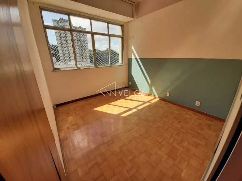 Apartamento à venda com 2 quartos, 60m² - Foto 7