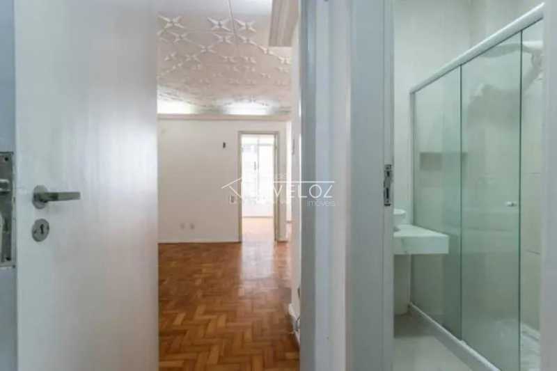 Apartamento à venda com 1 quarto, 58m² - Foto 11