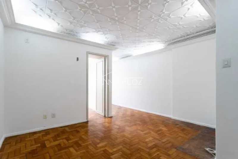 Apartamento à venda com 1 quarto, 58m² - Foto 3