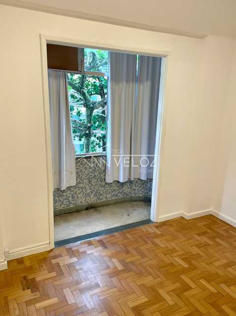 Apartamento à venda com 2 quartos, 66m² - Foto 5