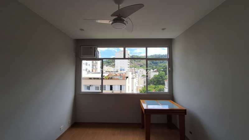 Apartamento à venda com 2 quartos, 63m² - Foto 2