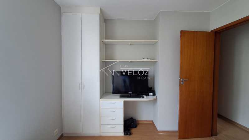 Apartamento à venda com 2 quartos, 63m² - Foto 5