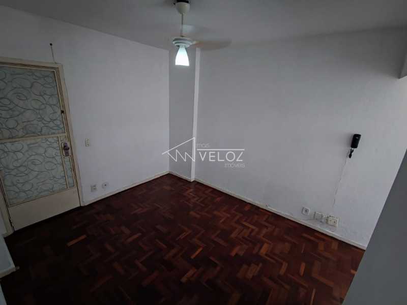 Apartamento à venda com 2 quartos, 46m² - Foto 3