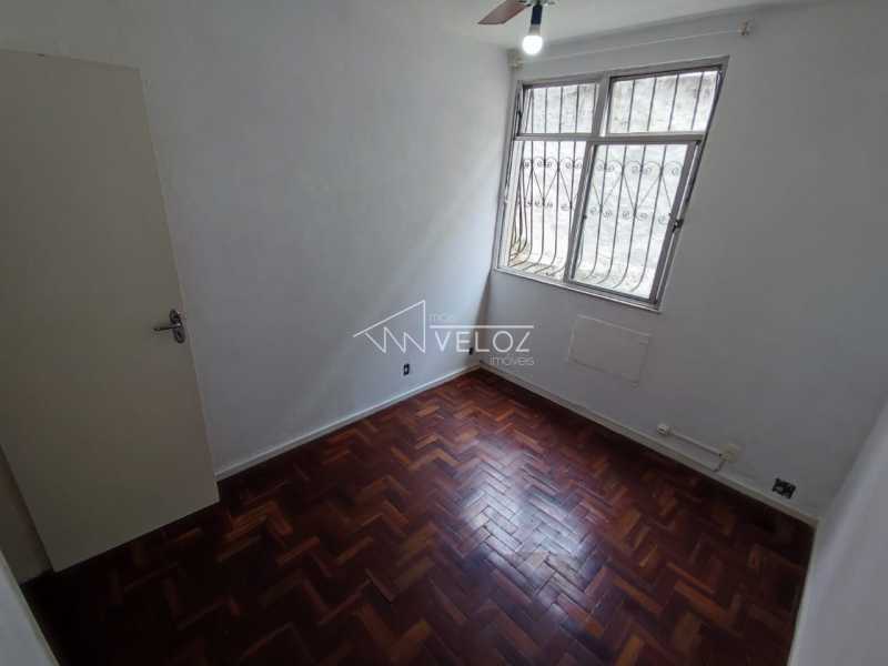 Apartamento à venda com 2 quartos, 46m² - Foto 12