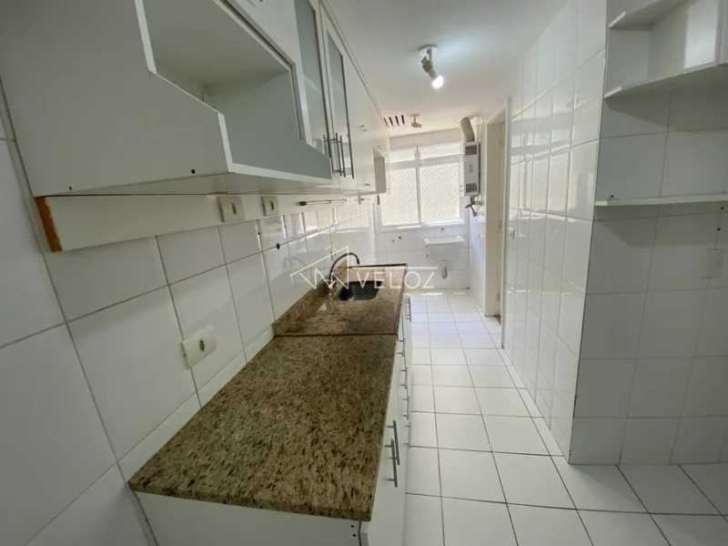 Apartamento à venda com 3 quartos, 81m² - Foto 8