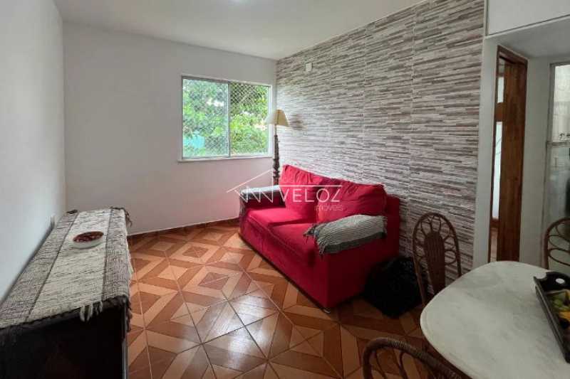 Apartamento à venda com 1 quarto, 35m² - Foto 1