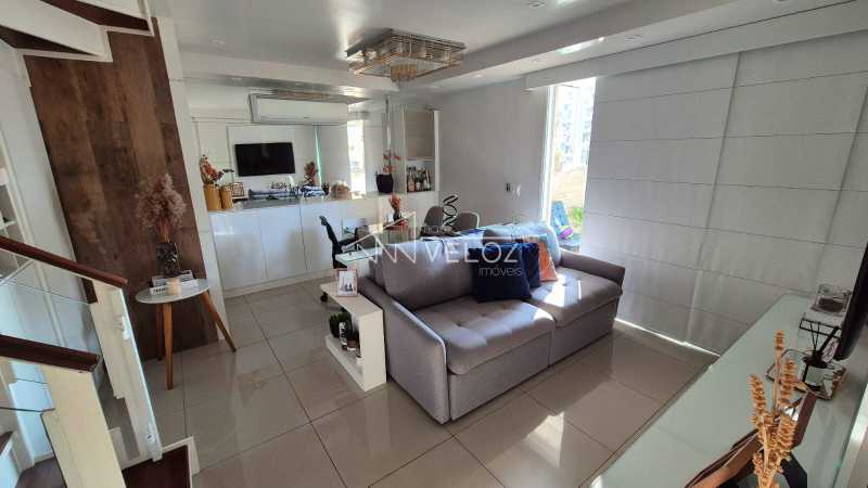 Apartamento à venda com 2 quartos, 76m² - Foto 2