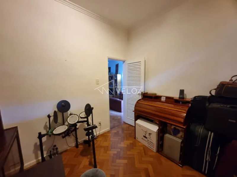 Apartamento à venda com 3 quartos, 95m² - Foto 4