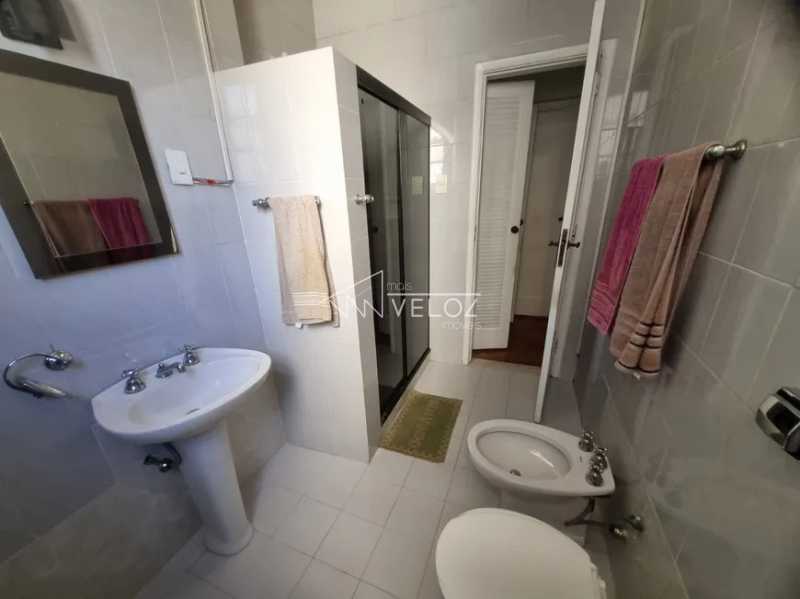 Apartamento à venda com 3 quartos, 95m² - Foto 19