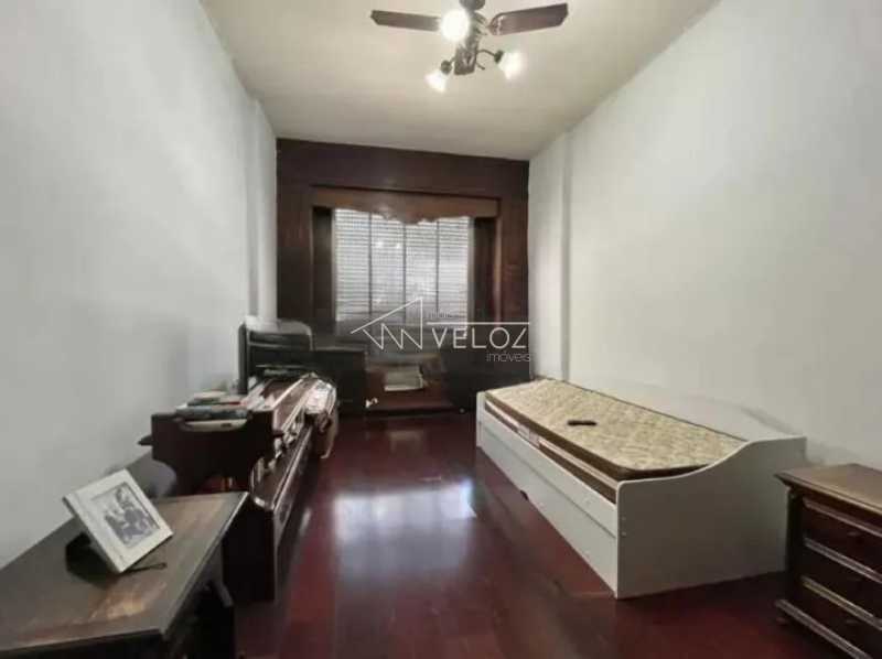 Apartamento à venda com 3 quartos, 200m² - Foto 7