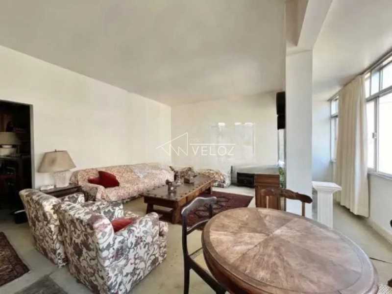 Apartamento à venda com 3 quartos, 200m² - Foto 2