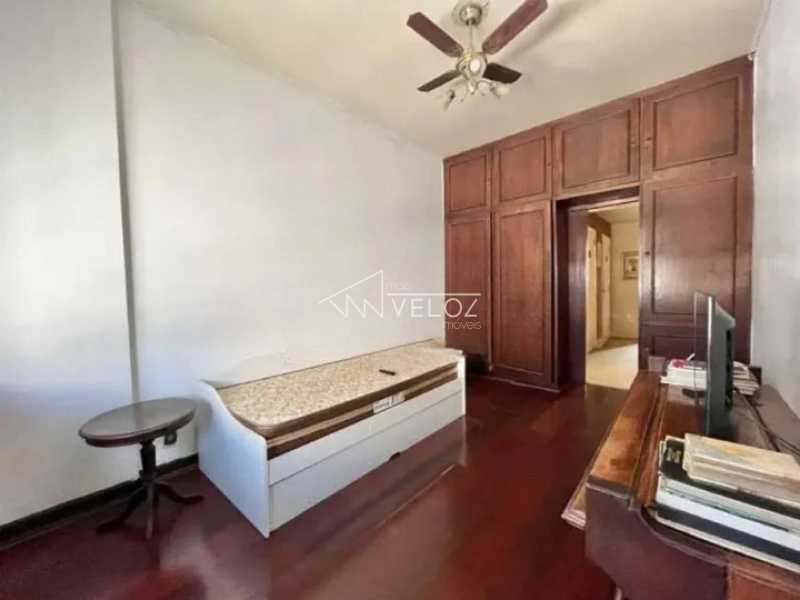 Apartamento à venda com 3 quartos, 200m² - Foto 13