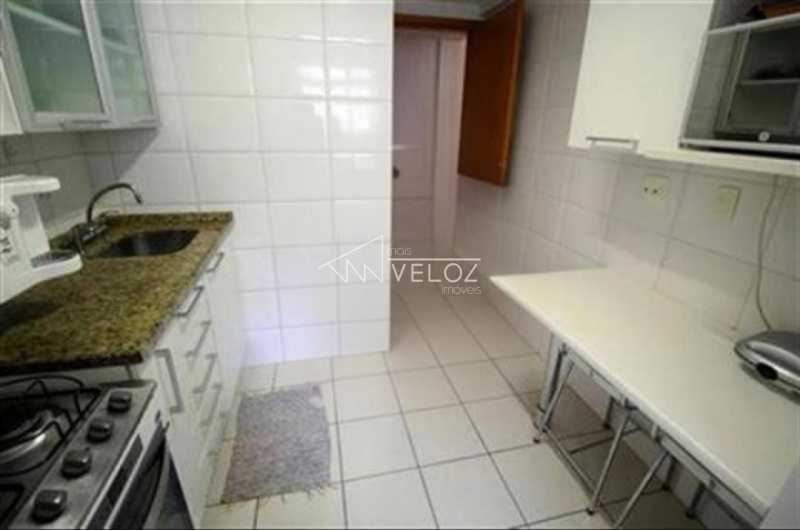 Apartamento à venda com 2 quartos, 80m² - Foto 9