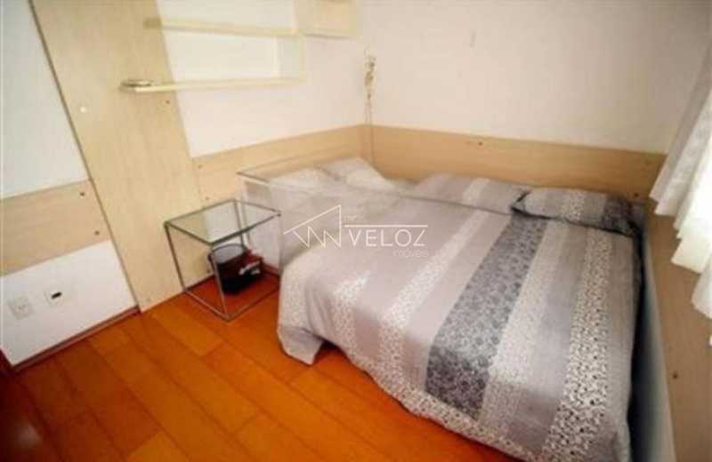 Apartamento à venda com 2 quartos, 80m² - Foto 7