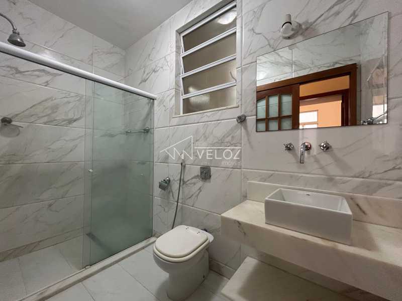 Apartamento à venda com 2 quartos, 77m² - Foto 9