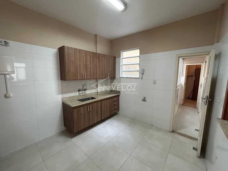 Apartamento à venda com 2 quartos, 77m² - Foto 14