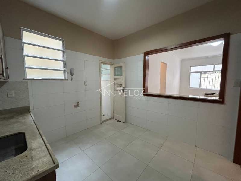 Apartamento à venda com 2 quartos, 77m² - Foto 15