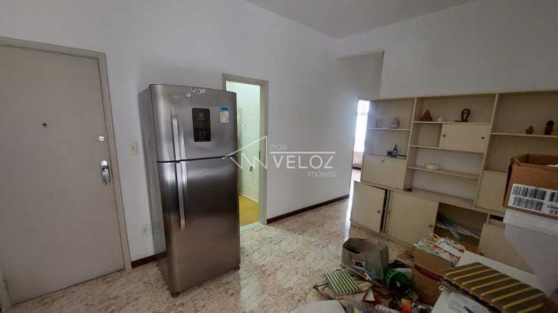 Apartamento à venda com 2 quartos, 56m² - Foto 1