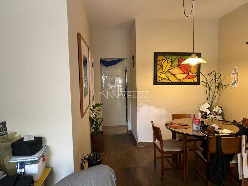 Apartamento à venda com 3 quartos, 96m² - Foto 3