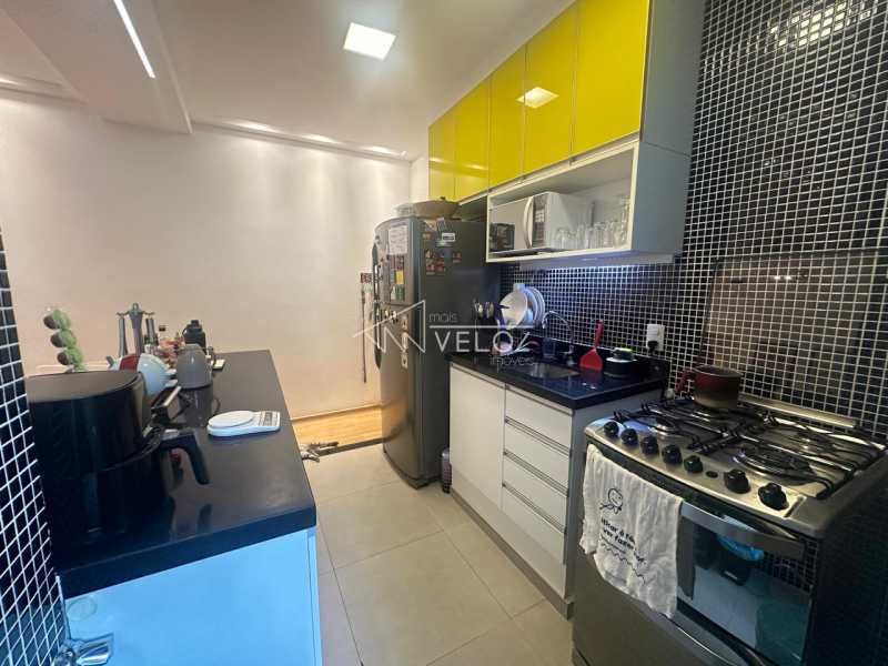 Apartamento à venda com 2 quartos, 45m² - Foto 14