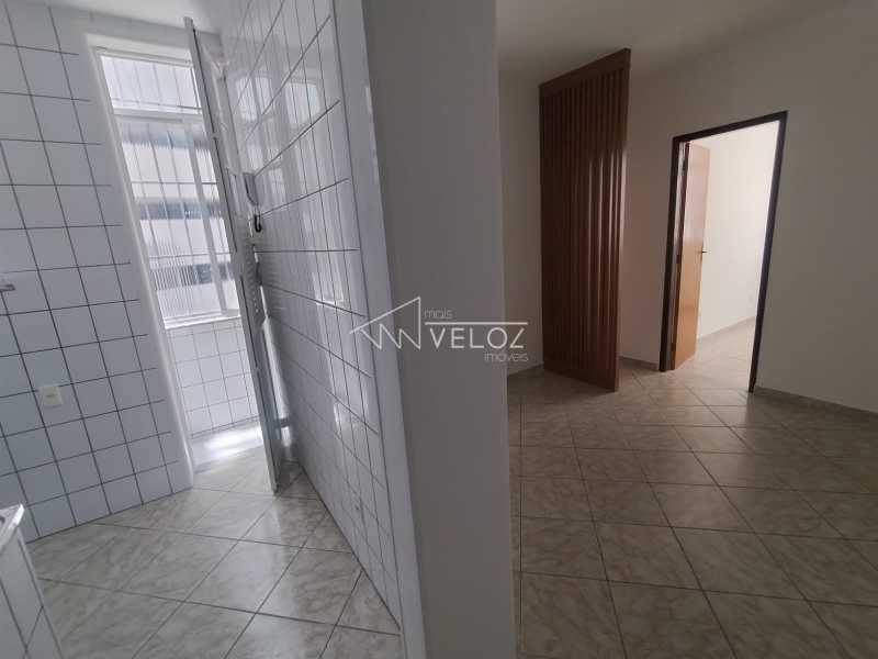 Apartamento à venda com 2 quartos, 50m² - Foto 2