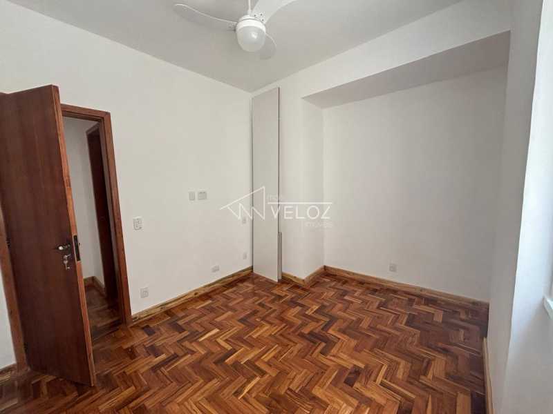 Apartamento à venda com 2 quartos, 65m² - Foto 8