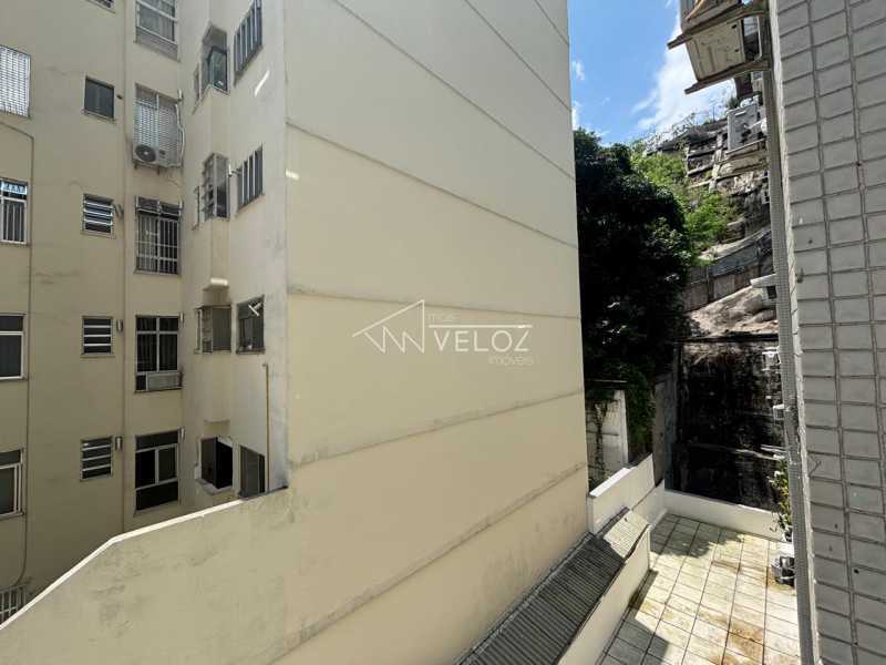 Apartamento à venda com 2 quartos, 65m² - Foto 19