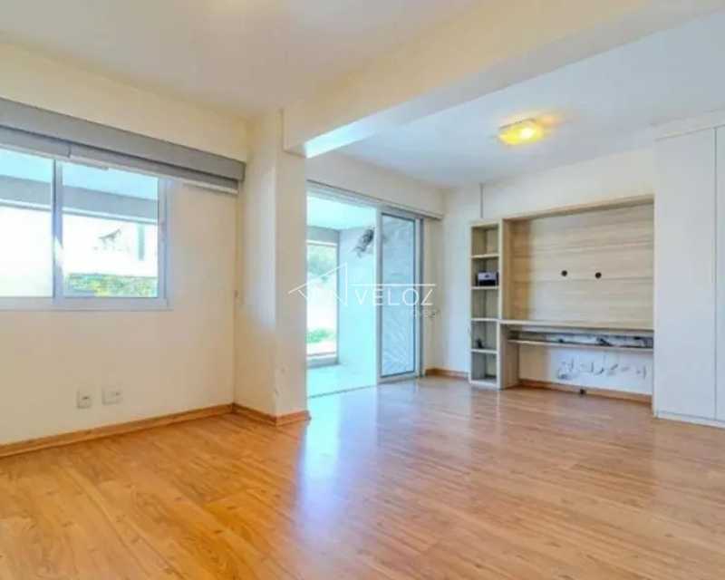 Apartamento à venda com 4 quartos, 225m² - Foto 7