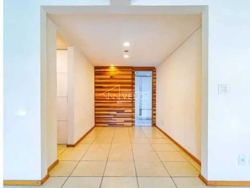 Apartamento à venda com 4 quartos, 225m² - Foto 6