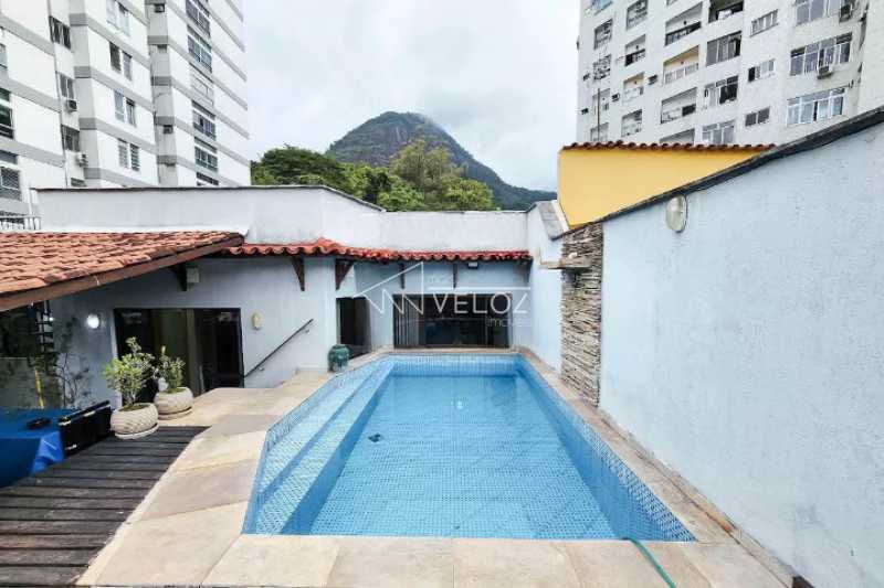 Cobertura à venda com 4 quartos, 245m² - Foto 3