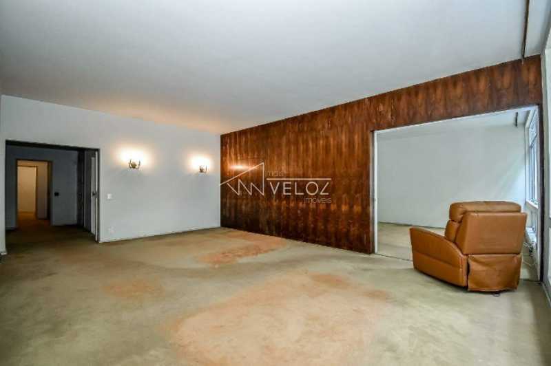 Apartamento à venda com 3 quartos, 200m² - Foto 4