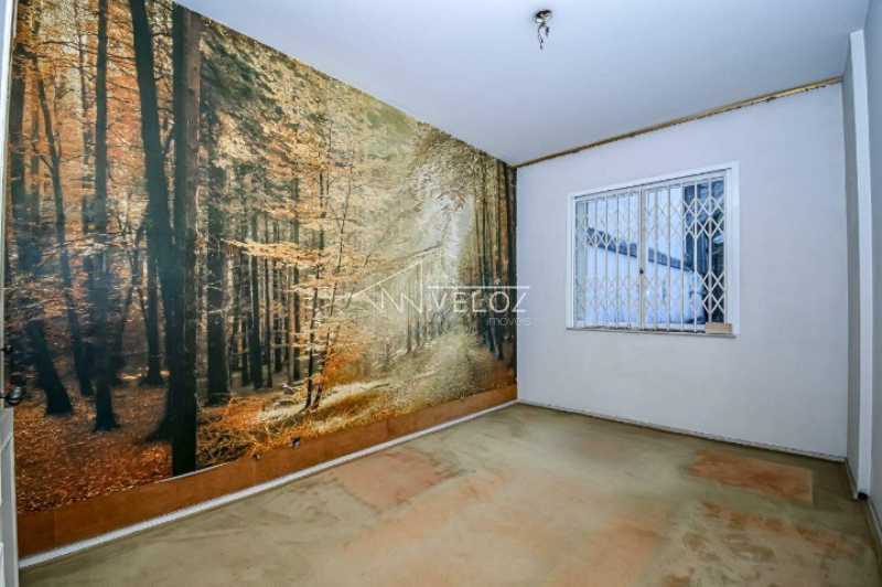 Apartamento à venda com 3 quartos, 200m² - Foto 6