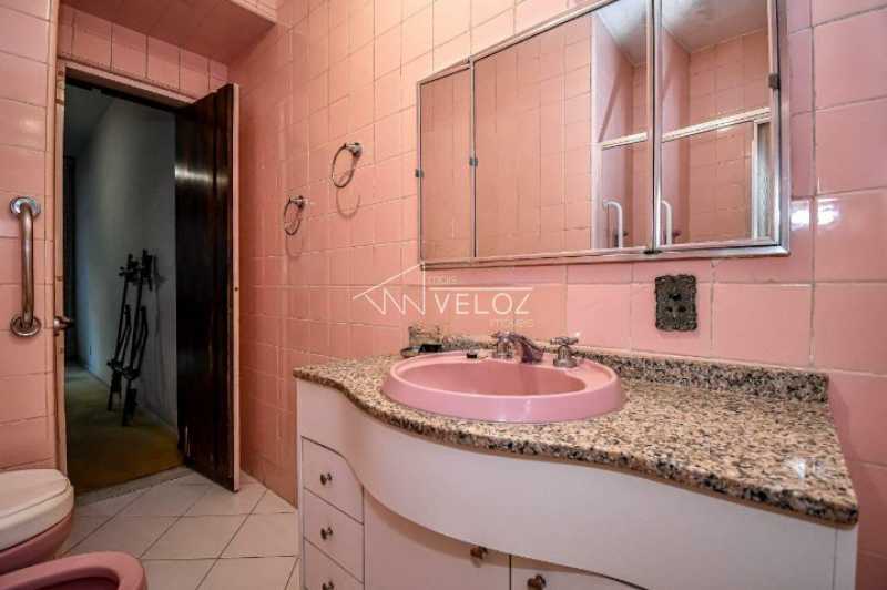 Apartamento à venda com 3 quartos, 200m² - Foto 13