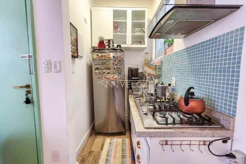 Apartamento à venda com 1 quarto, 30m² - Foto 11