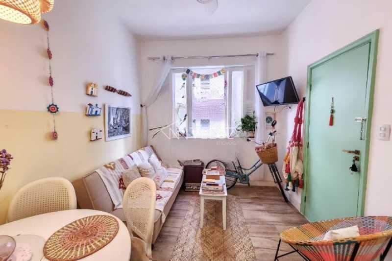 Apartamento à venda com 1 quarto, 30m² - Foto 1