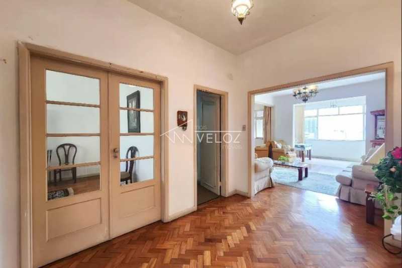 Apartamento à venda com 4 quartos, 230m² - Foto 14