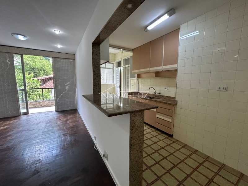 Apartamento à venda com 2 quartos, 90m² - Foto 9