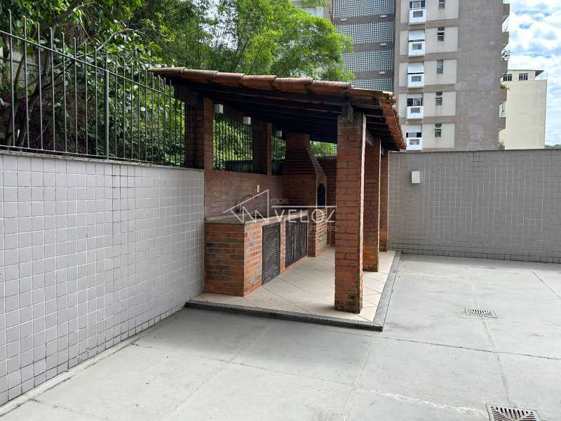 Apartamento à venda com 2 quartos, 90m² - Foto 31