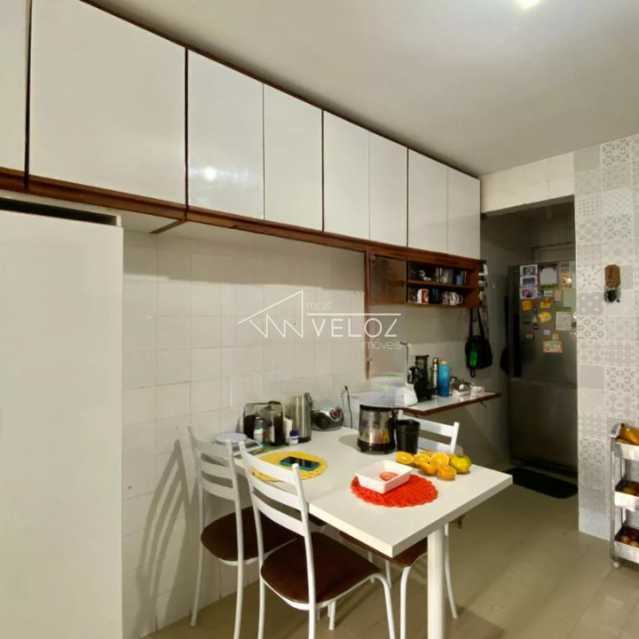 Apartamento à venda com 3 quartos, 130m² - Foto 7