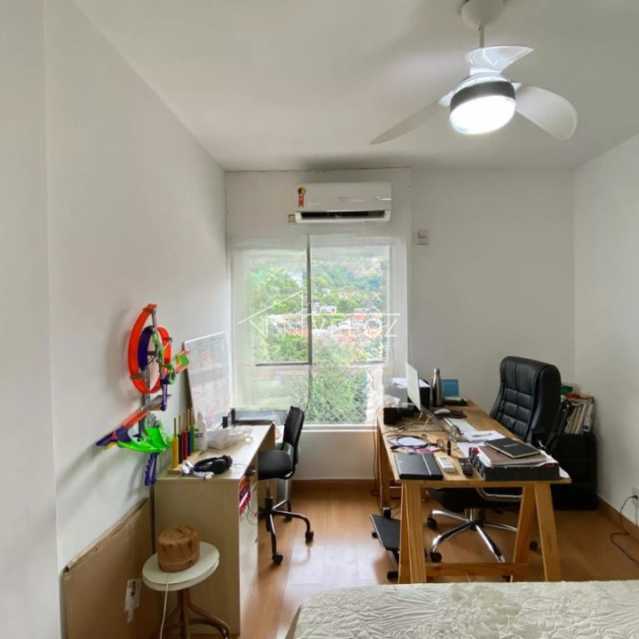 Apartamento à venda com 3 quartos, 130m² - Foto 21