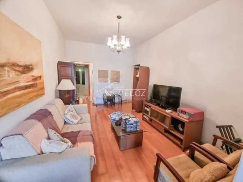 Apartamento à venda com 2 quartos, 86m² - Foto 3