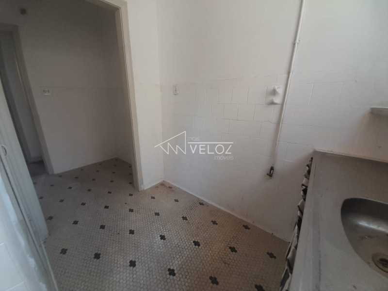 Apartamento à venda com 2 quartos, 76m² - Foto 18