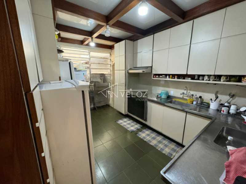 Apartamento à venda com 4 quartos, 248m² - Foto 6