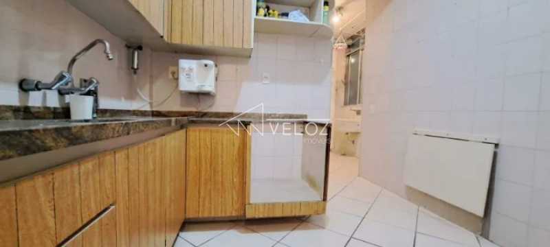 Apartamento à venda com 2 quartos, 84m² - Foto 13