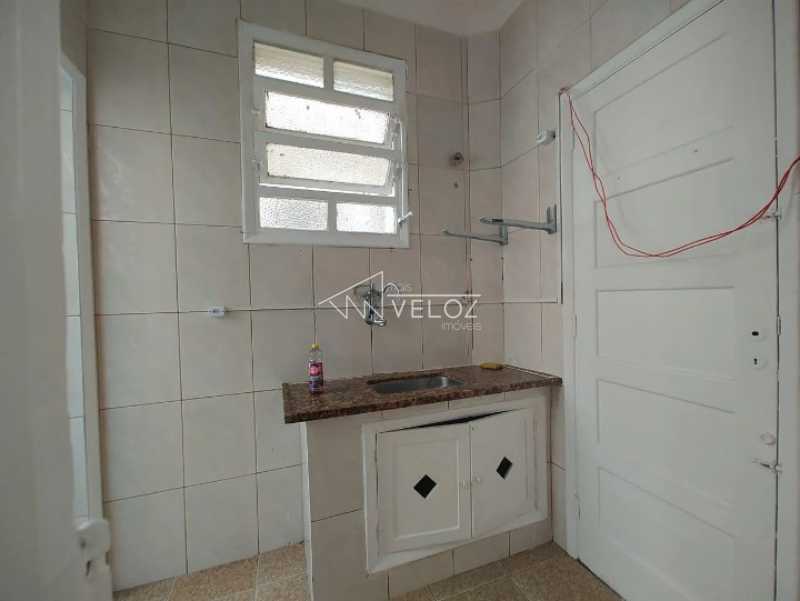 Apartamento à venda com 1 quarto, 39m² - Foto 11