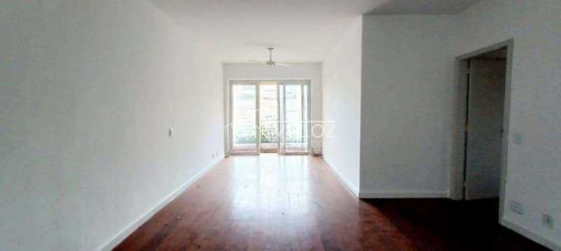 Apartamento à venda com 3 quartos, 111m² - Foto 4