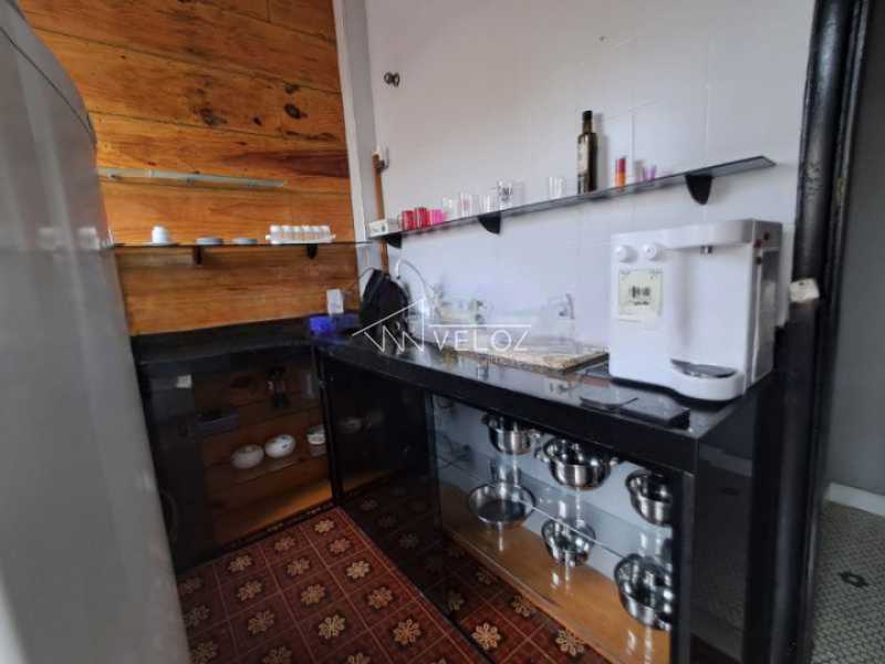 Apartamento à venda com 3 quartos, 93m² - Foto 3