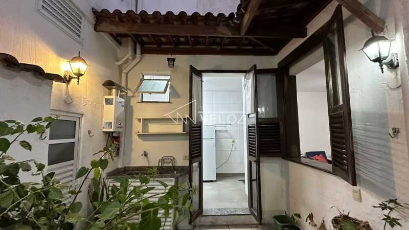 Apartamento à venda com 3 quartos, 83m² - Foto 1