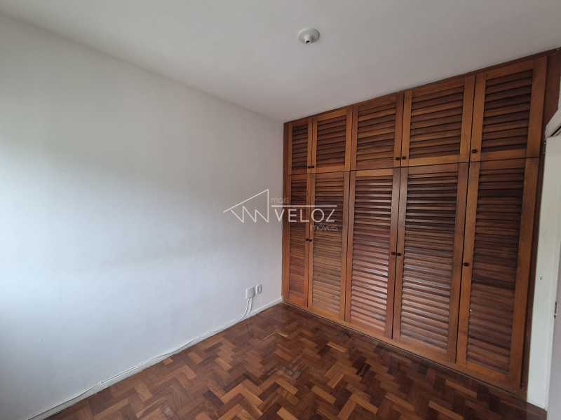 Apartamento à venda com 2 quartos, 80m² - Foto 8